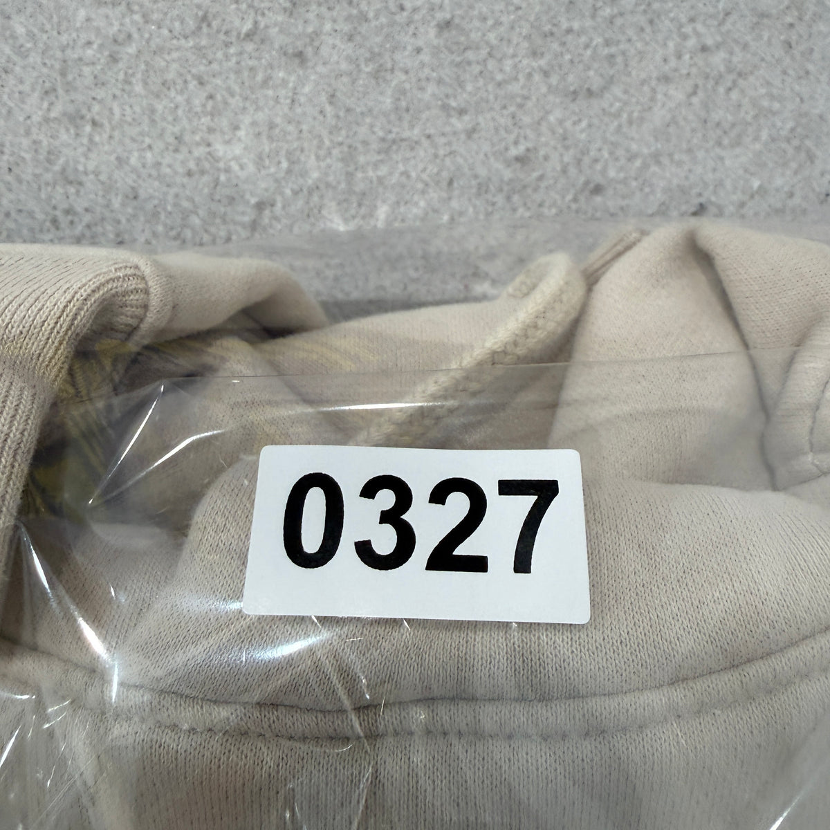 Hollister Men's Beige Fleece Pullover Hoodie Kangaroo Pockets Y2K Logo Size XL