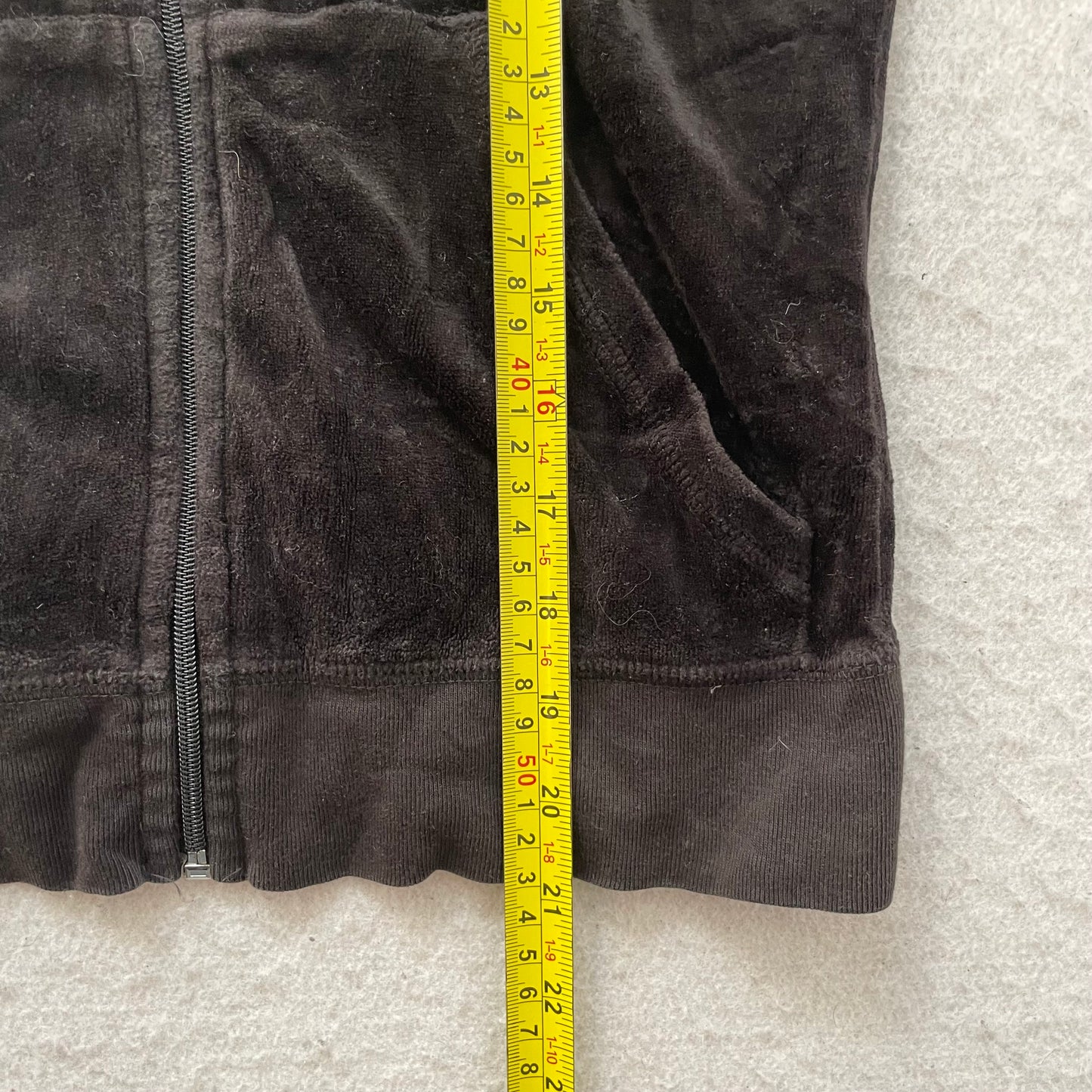 . 2003 tag