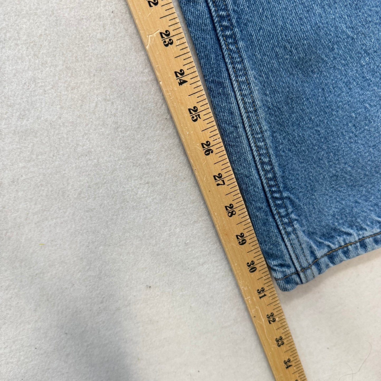 Carhartt Relaxed Fit Blue Denim Jeans Straight Leg Logo Patch Checkered Pocket Lining Size 42x32