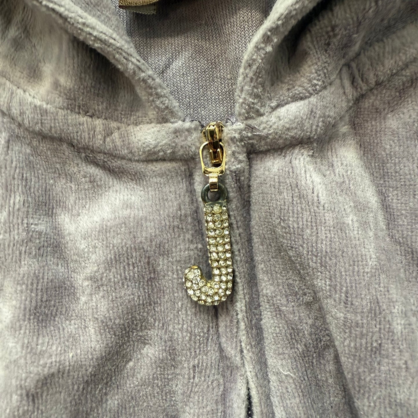 Vintage Juicy Couture Women's Gray Velour Zip-Up Hoodie Kangaroo Pockets Size S