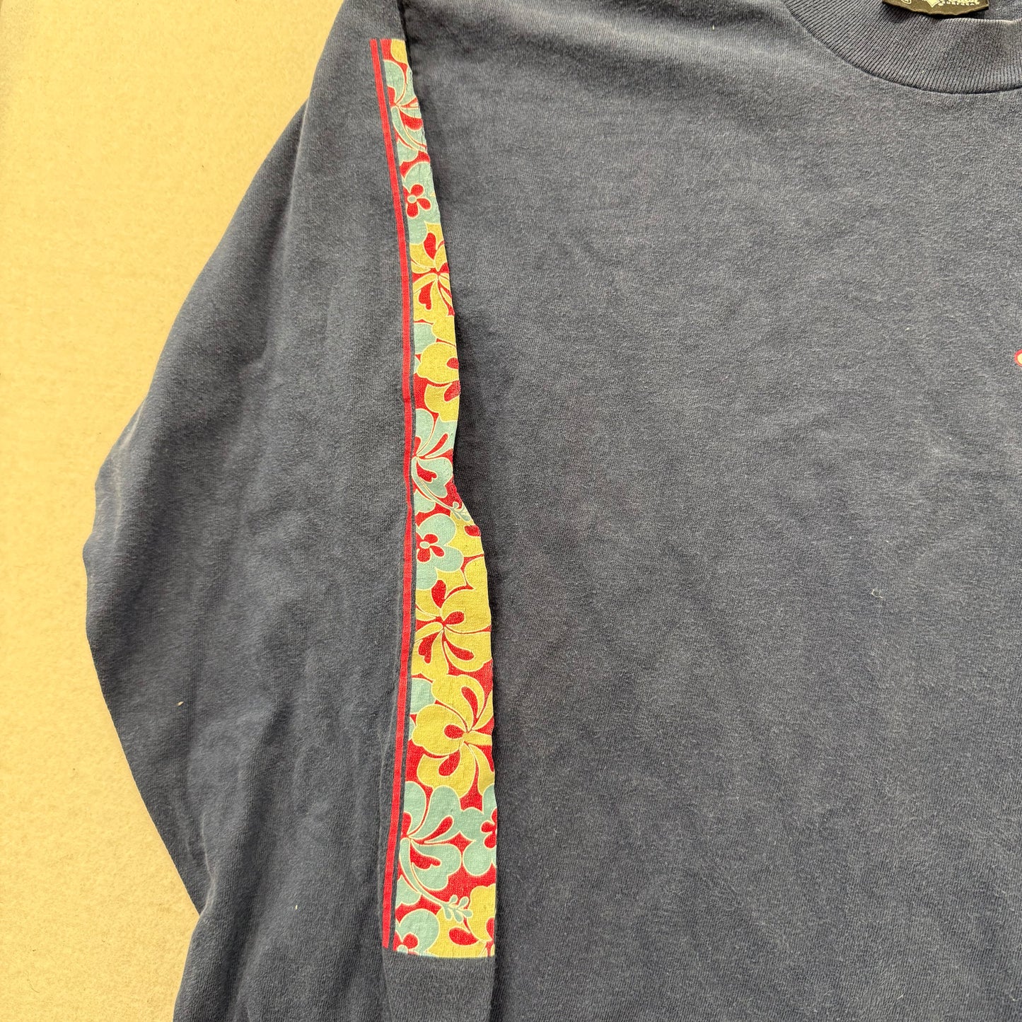 Local Motion Hawaiian Surfgear Navy Blue T-Shirt Floral Print Long Sleeve Size M