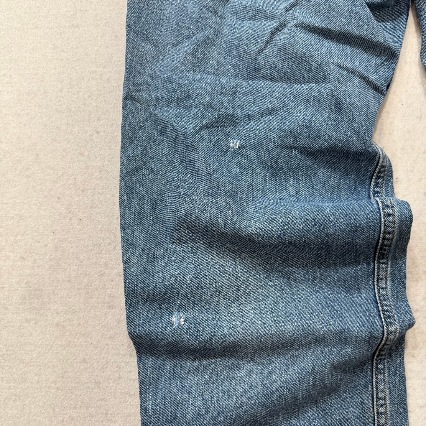 Urban Pipeline Men's Medium Wash Blue Denim Loose Fit Straight Leg Jeans Size 34