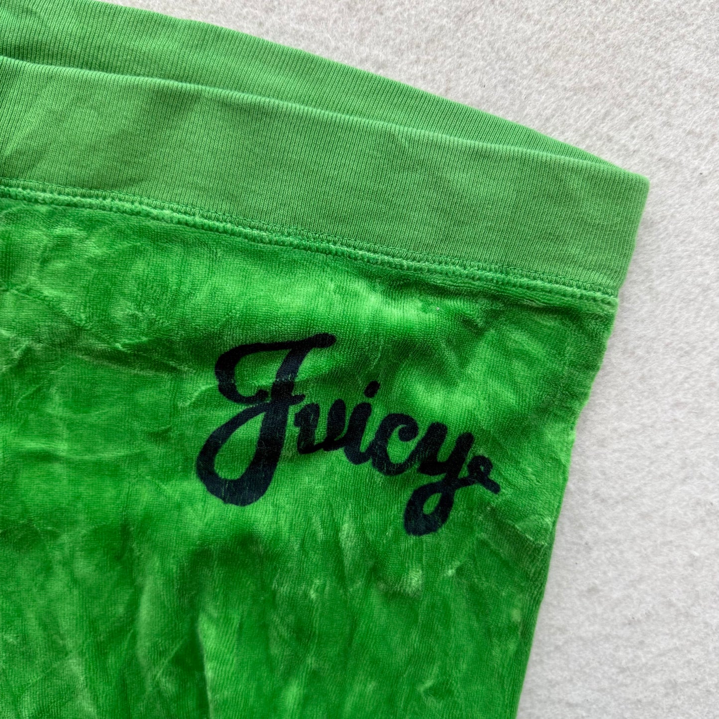 Vintage Juicy Couture Women Kelly Green Velour Flared Track Pant Low Rise Size L