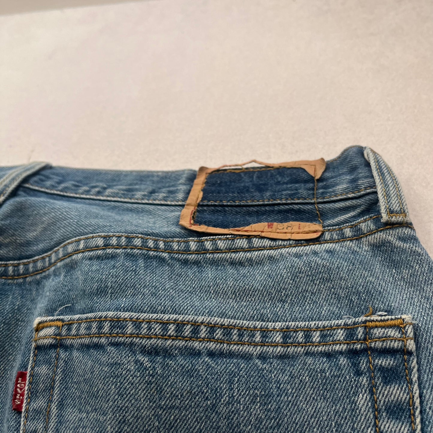 Levis