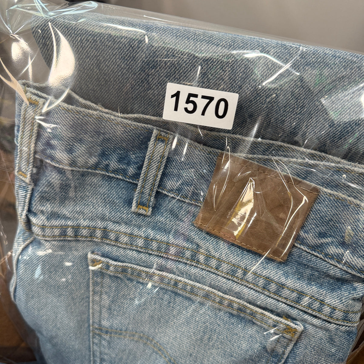 Lee Light Wash Regular Fit Jeans Size 34x32 photo 9