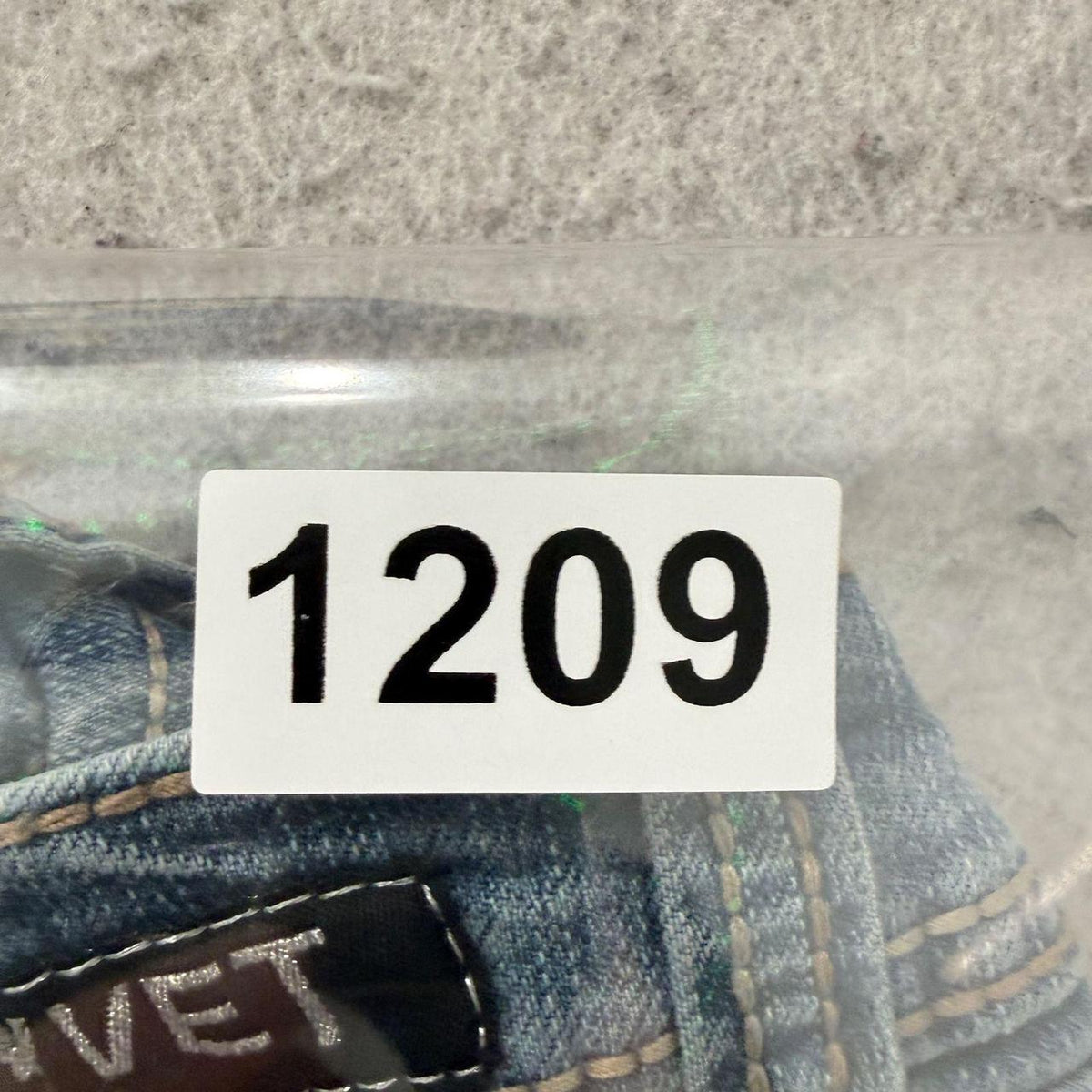 Vintage Y2K 2000's Women's Red Rivet Faded Distressed Denim Shorts