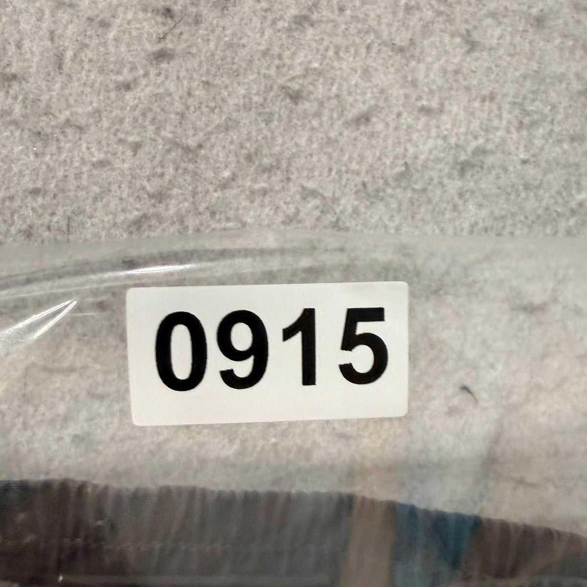 SKU #Z00915 — listing details could not be auto-generated. Please review before publishing.