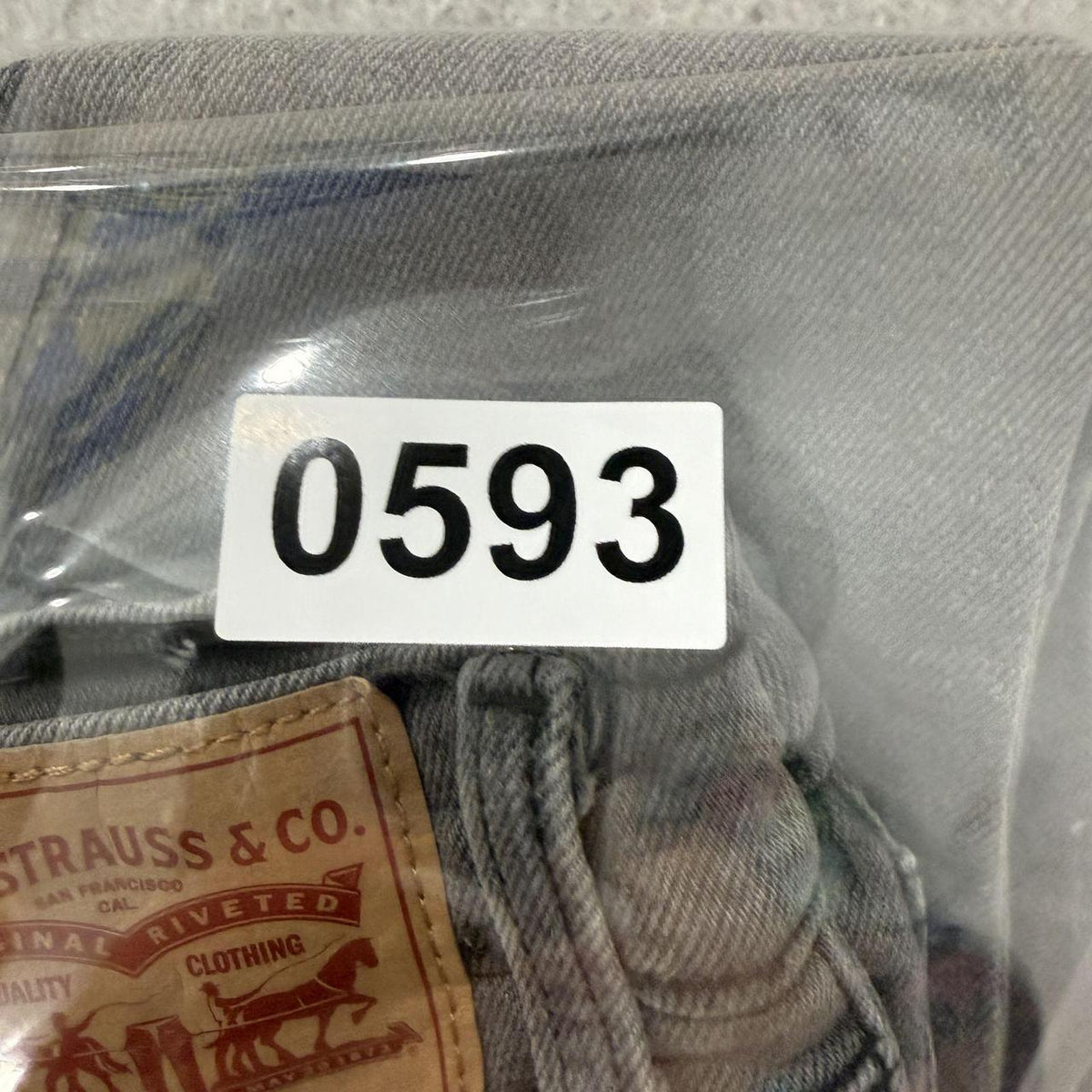 Vintage Y2K 2000's Levi's Faded Baggy Open Leg Jeans