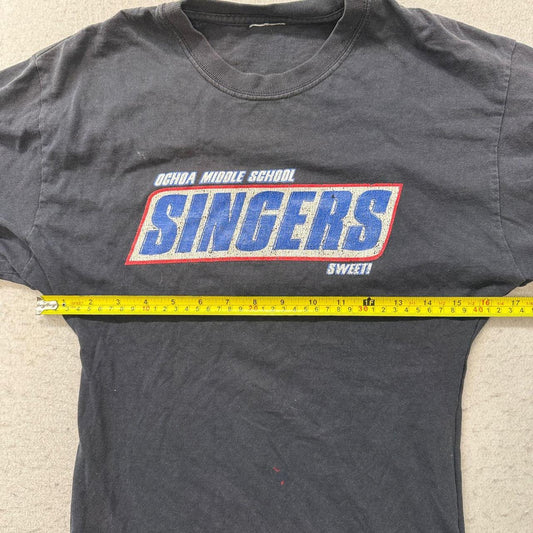 Vintage Y2K 2000's Women's Black Graphic Tee Oversized