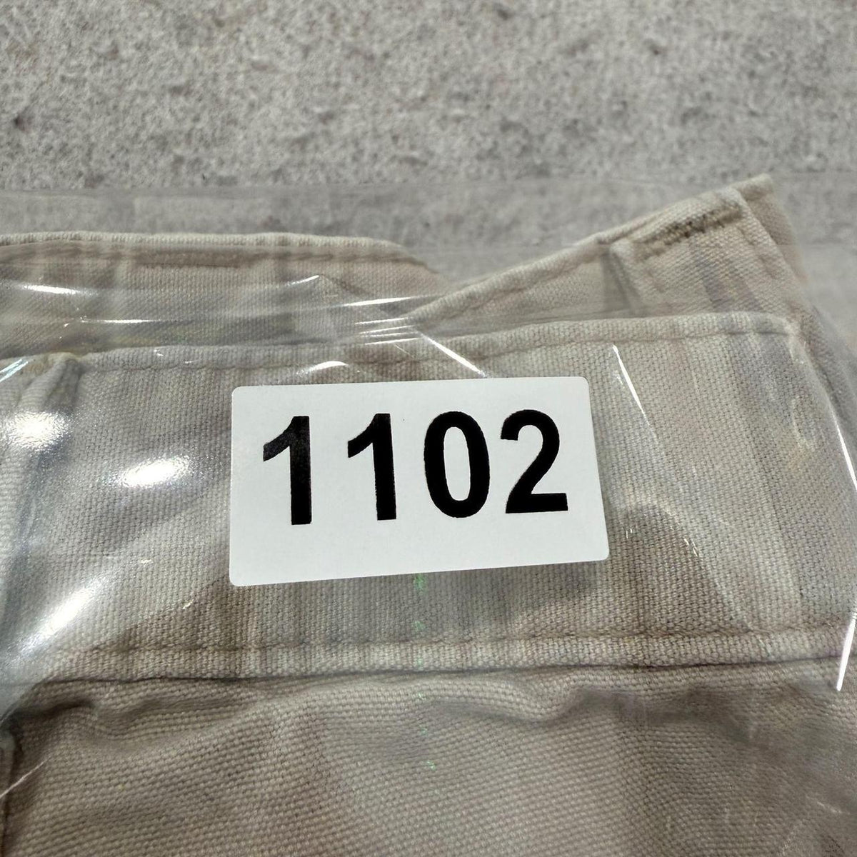 Vintage Y2K 2000's Carhartt Tan Baggy Cargo Shorts