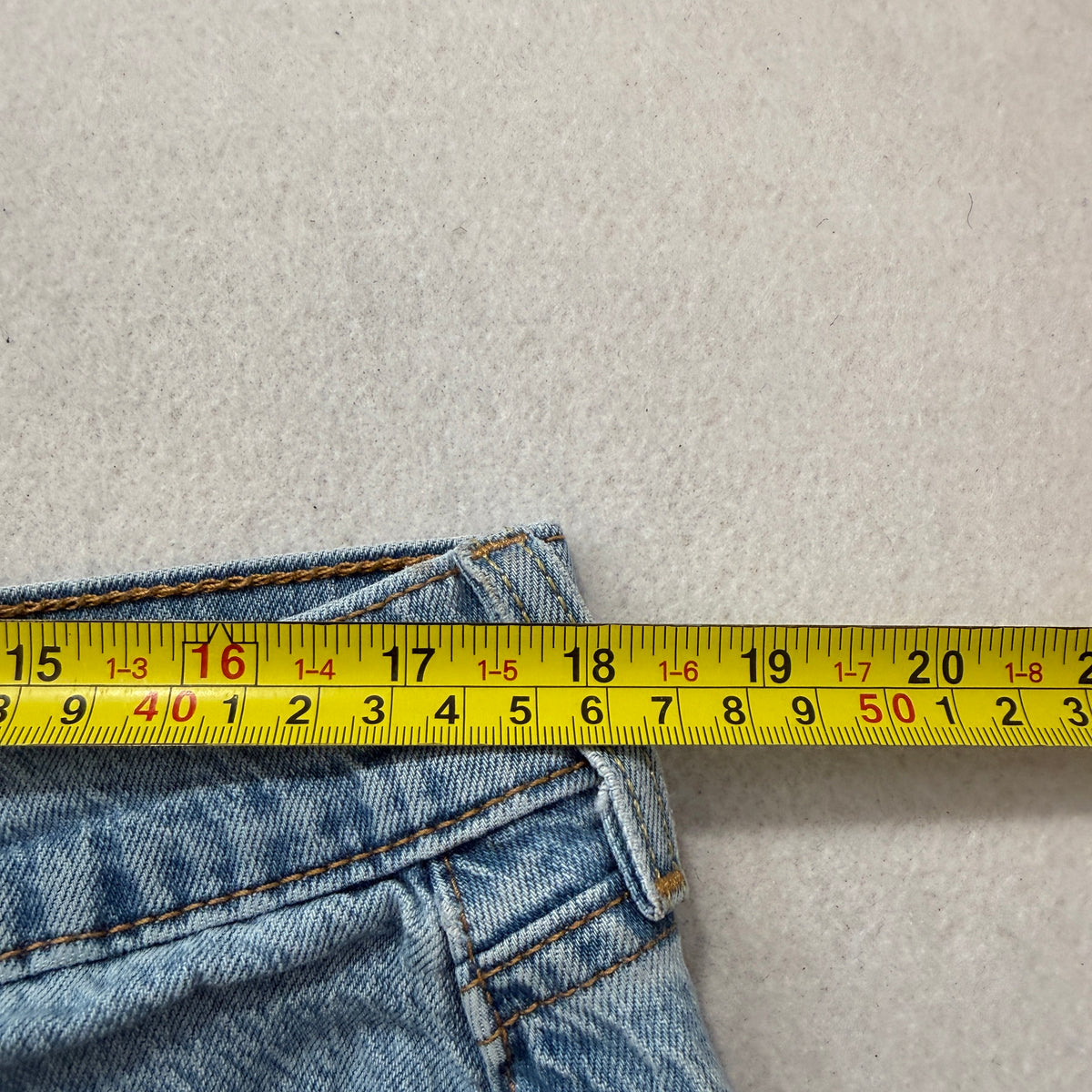 Levi's Men's Blue Denim Jeans Straight Leg Pockets Zip-Fly Classic Size W38xL32