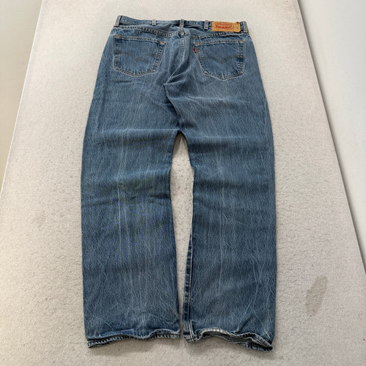 Levis 501 Medium Wash Button Fly Jeans Size 38x34 photo 2