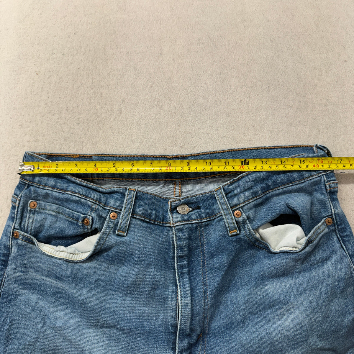 Levis 511 Slim Fit Medium Wash Jeans Size 36x32 photo 3