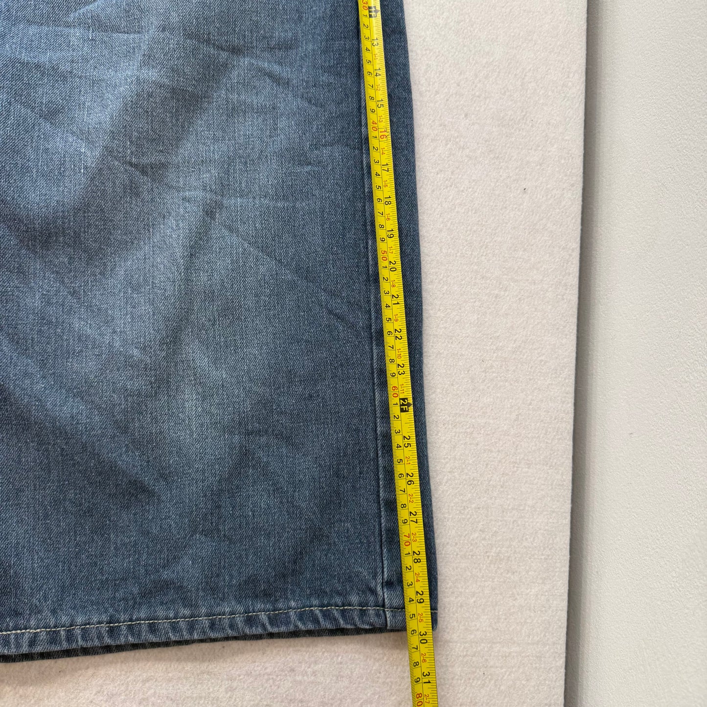 Old Skool Men's Medium Wash Blue Denim Straight Leg Shorts Streetwear Size 40