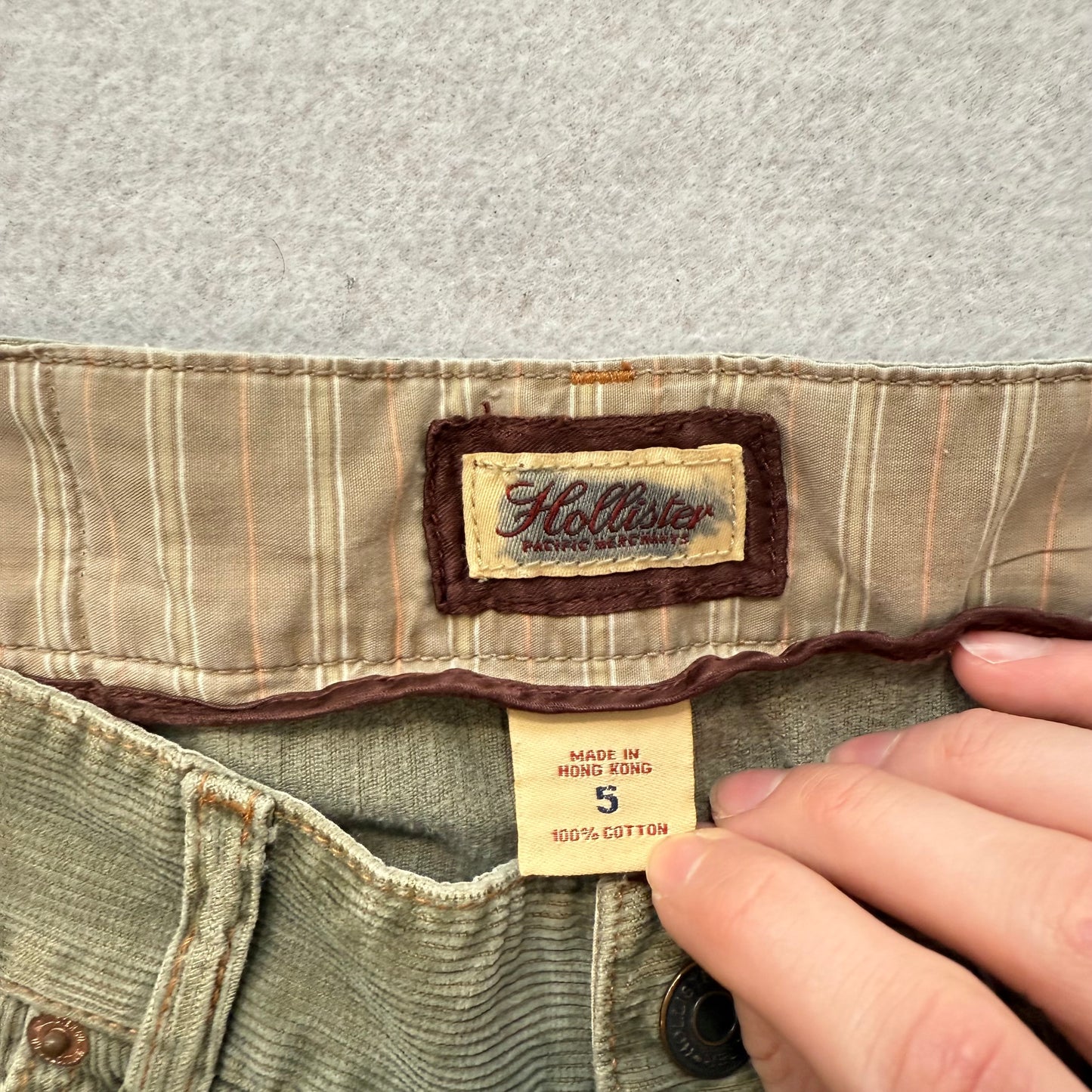 Hollister Women's Olive Green Corduroy Bootcut Pants 5-Pocket Design Size 5