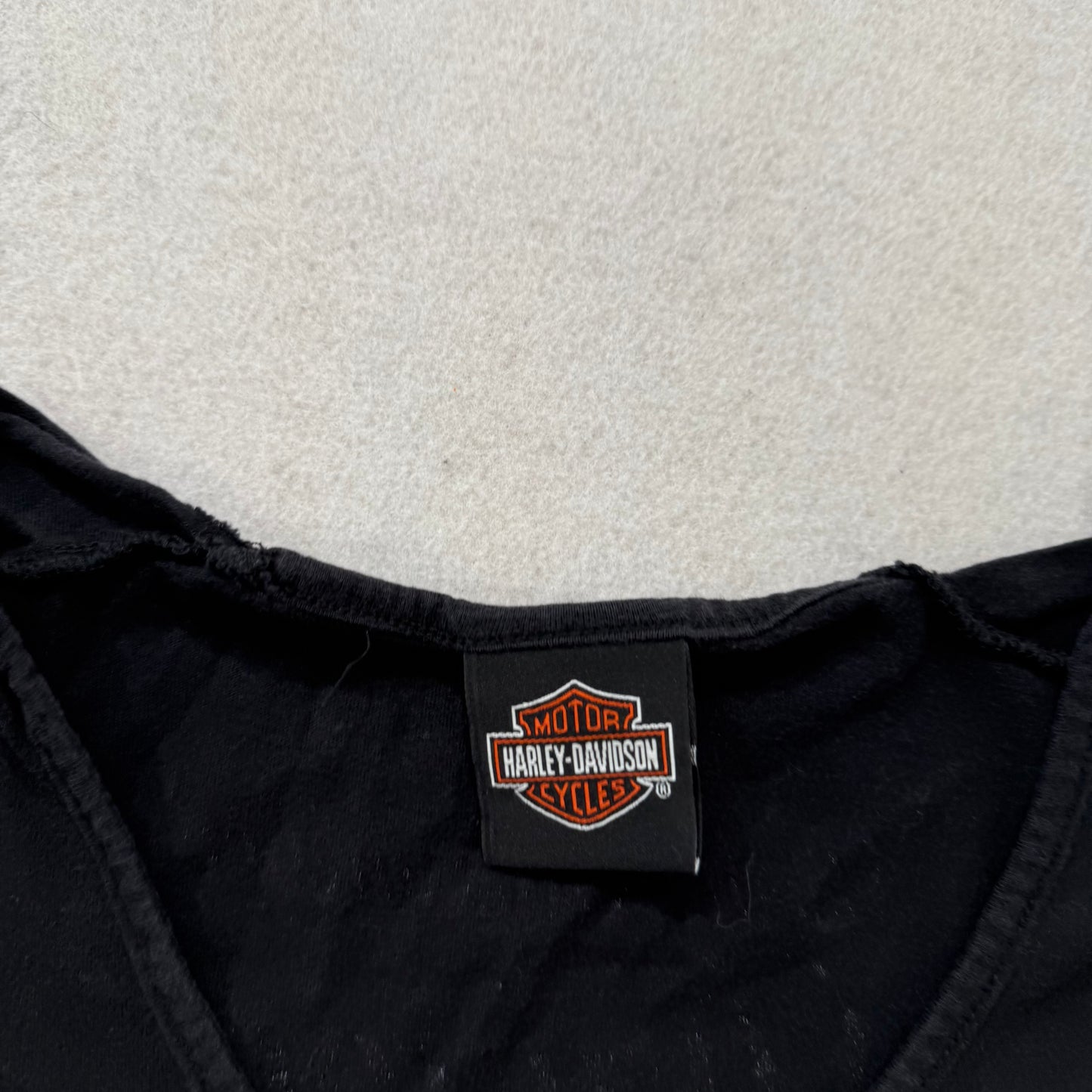 Harley-Davidson Women's T-Shirt Shredded Short Sleeve V-Neck Wing Graphic Size L