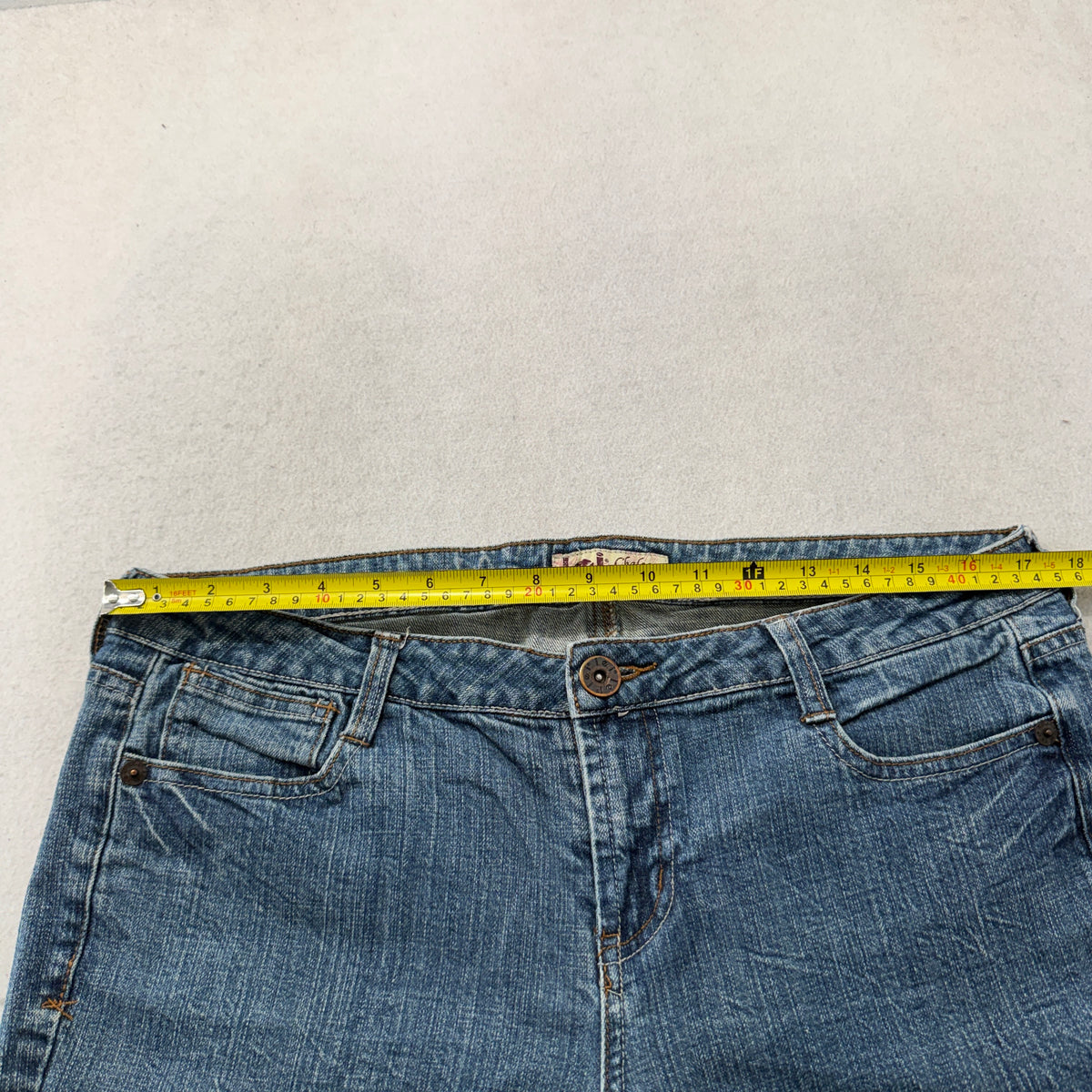 Lei Chelsea Low Rise Womens Blue Flare Jeans Eagle Embroidered Flap Pockets - 15