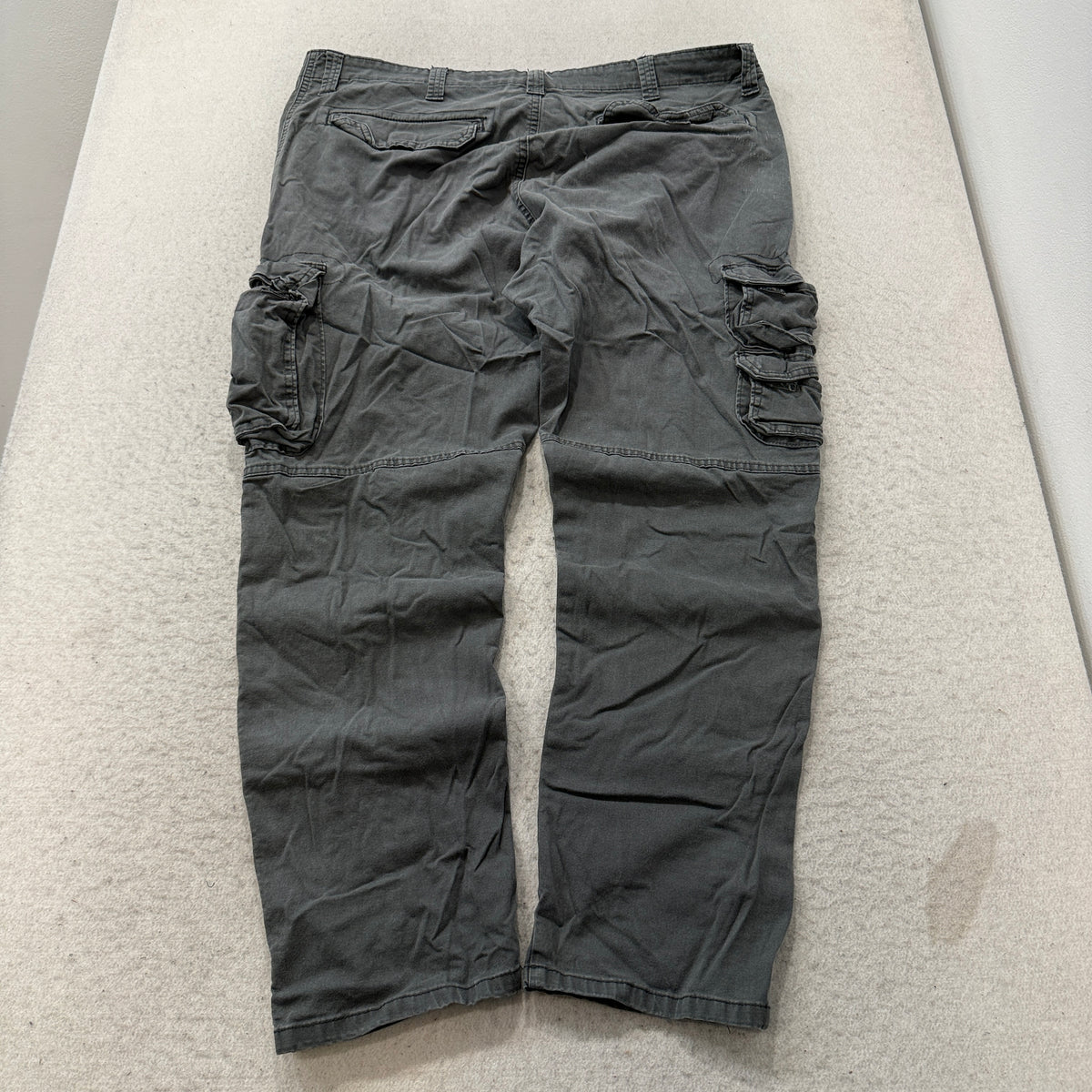 Wrangler Regular Taper Cargo Pants Men's Gray Cotton Utility Pockets Size 42 photo 2