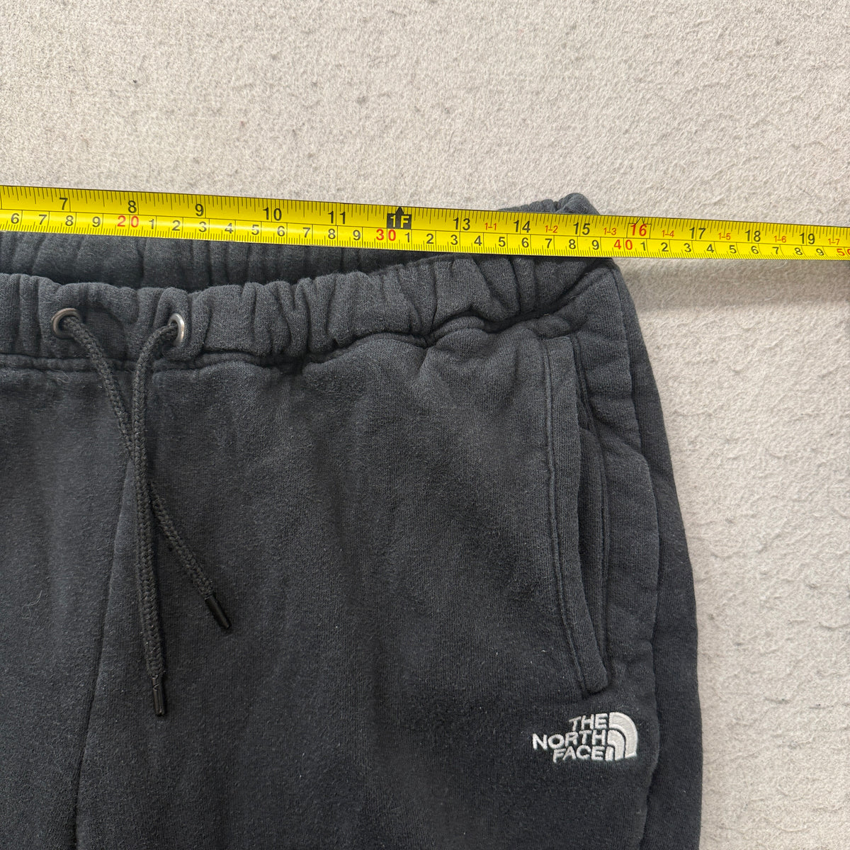 The North Face Black Fleece Jogger Sweatpants Size M photo 4