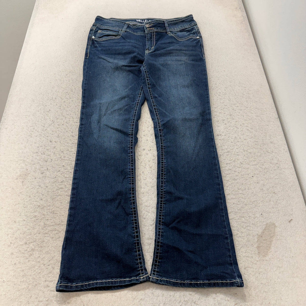 Wallflower Luscious Curvy Bootcut Jeans Women's Dark Wash Stitched Size 13 photo 1