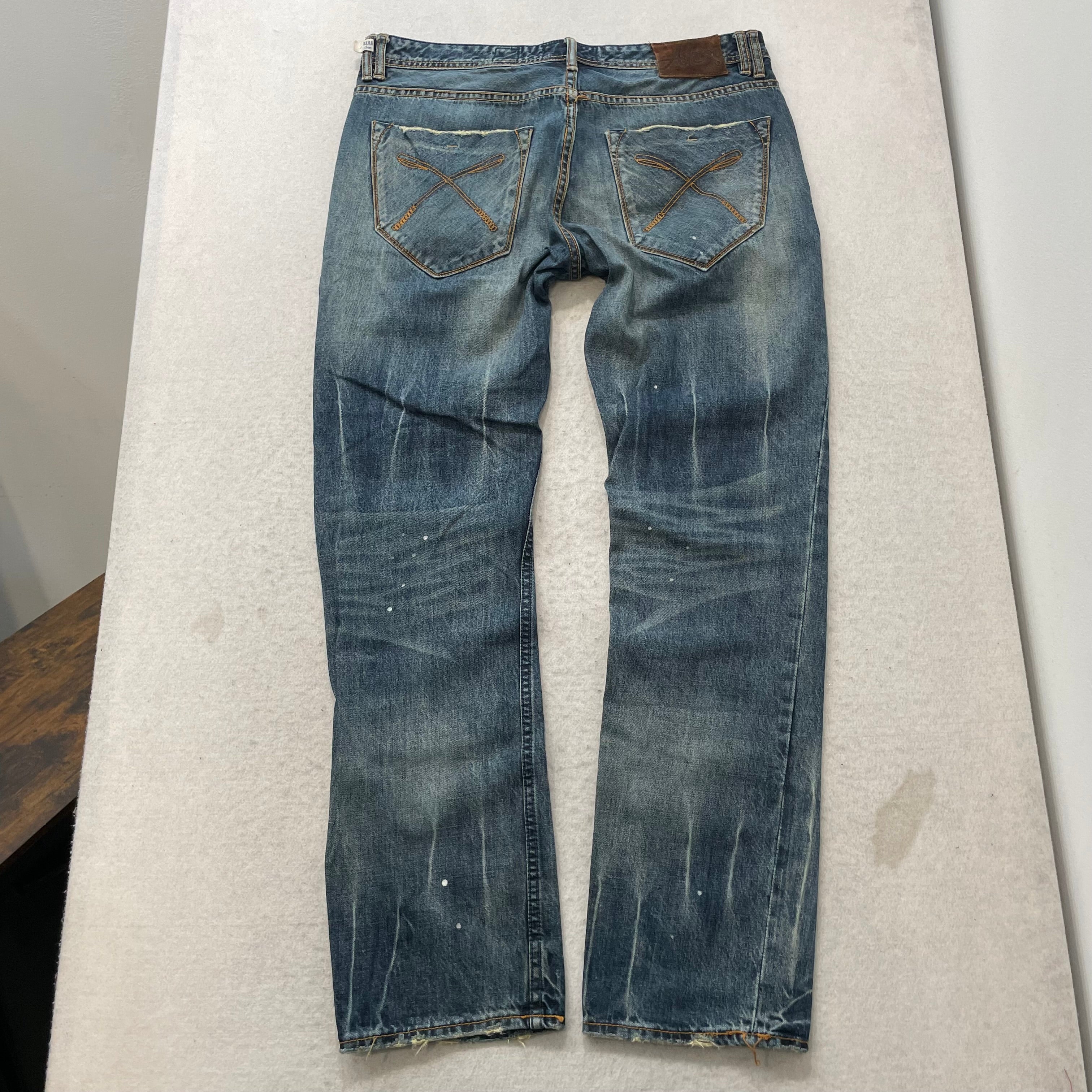 Akoo Brand Men's Blue Straight-Leg Distressed Ripped Knee Denim Jeans Size 36