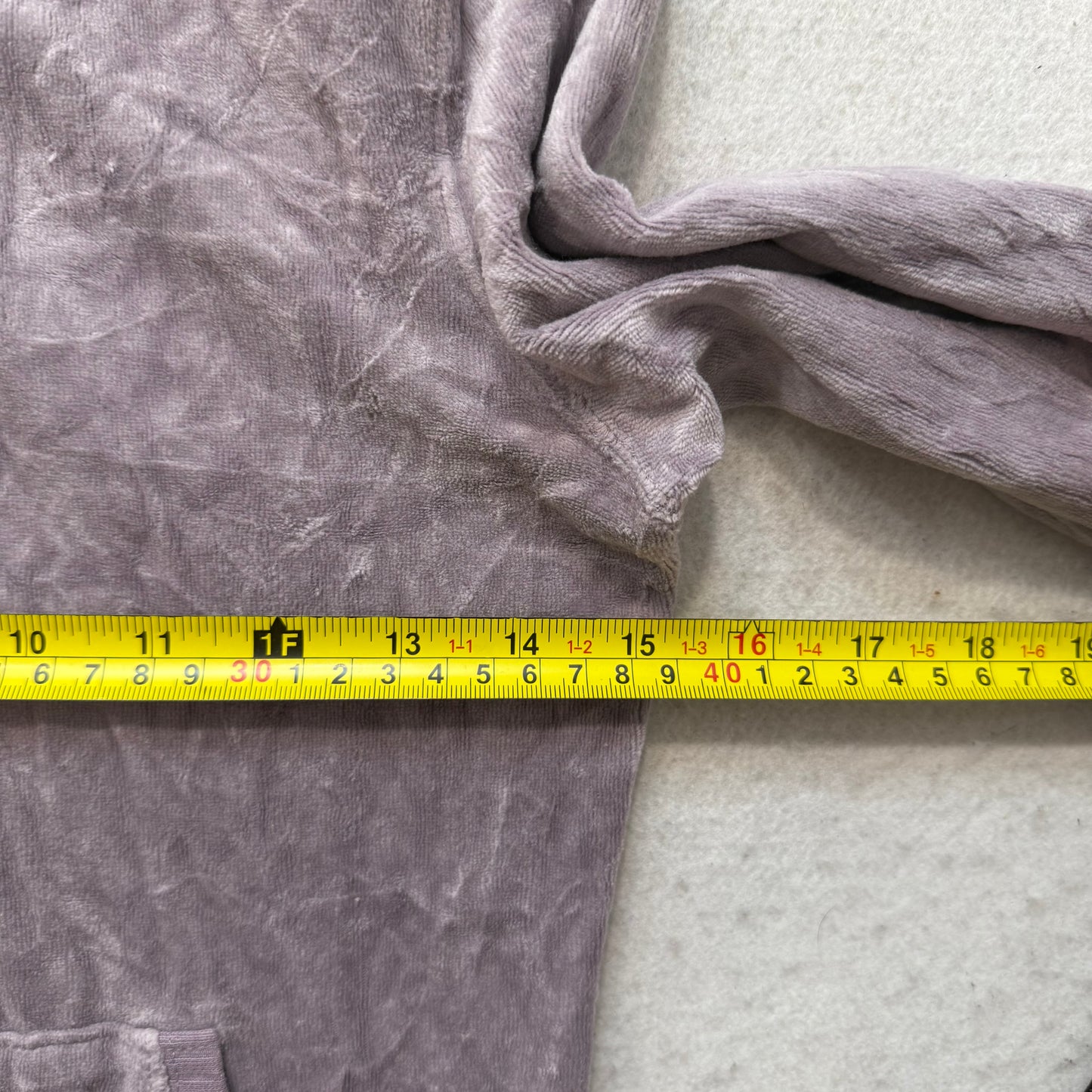 Vintage Juicy Couture Women's Gray Velour Zip-Up Hoodie Kangaroo Pockets Size S