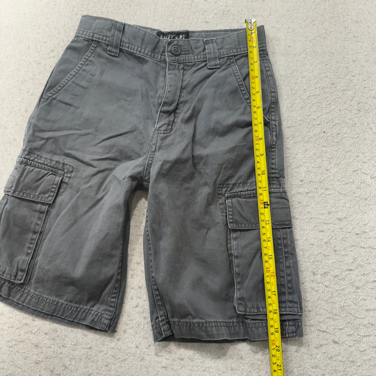 Boys Gray Cargo Shorts Size 10 photo 5
