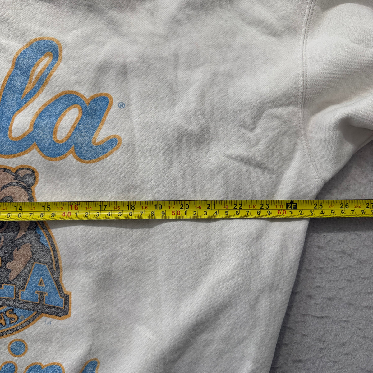 Hollister UCLA Bruins White Boxy Crewneck Sweatshirt Size M photo 4