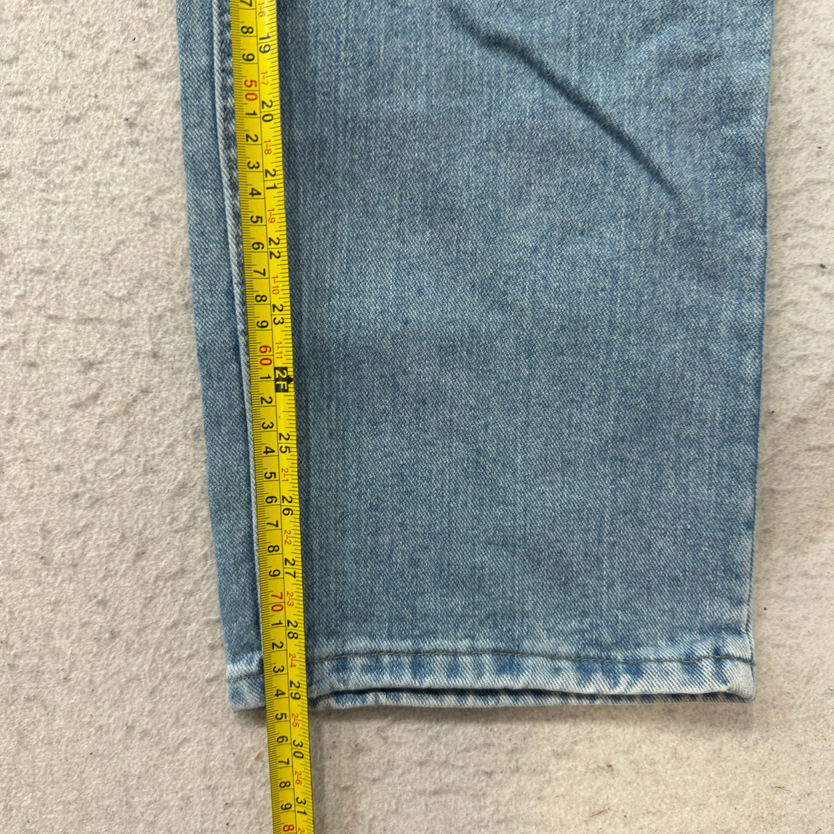 Wrangler Relaxed Fit Jeans Men's Light Wash Blue Denim Five Pocket Size 36 photo 4