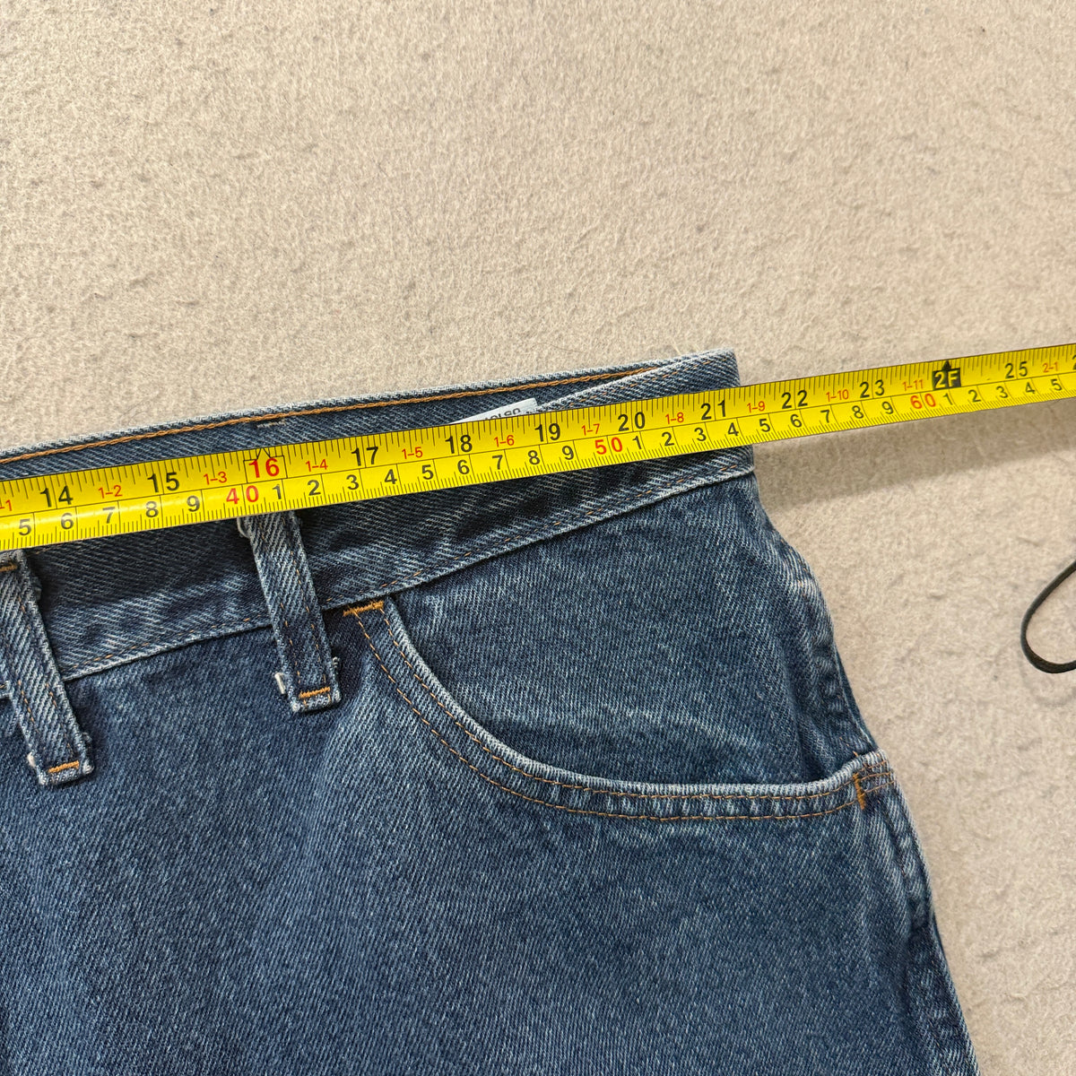 Medium Wash Relaxed Fit Jeans Size 44x30 photo 4