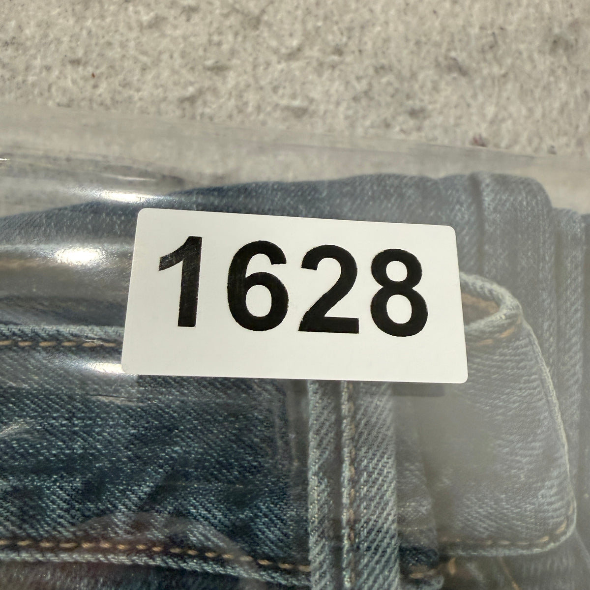 Arizona Jean Co. Medium Wash Denim Jeans Size 31x30 photo 8