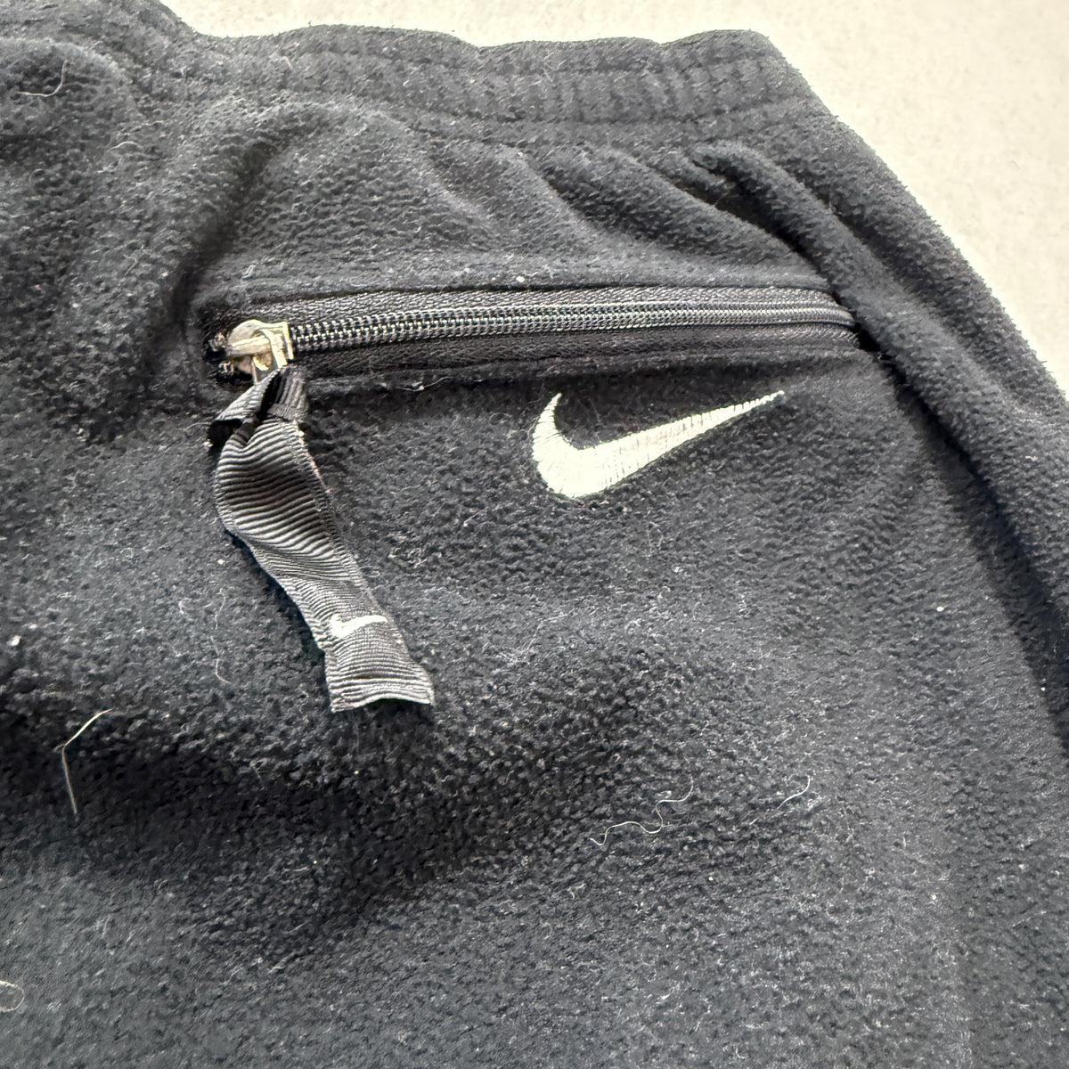 Nike Men's Black Fleece Sweatpants Zippered Pockets Drawcord Hem Logo Size S