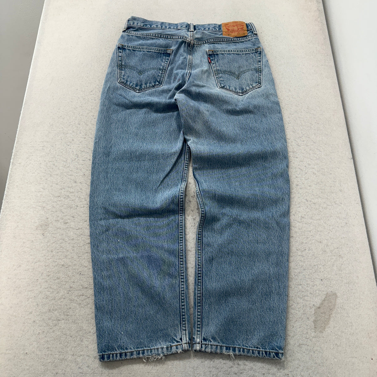 Levis 550 Relaxed Fit Jeans Size 34x30 photo 2
