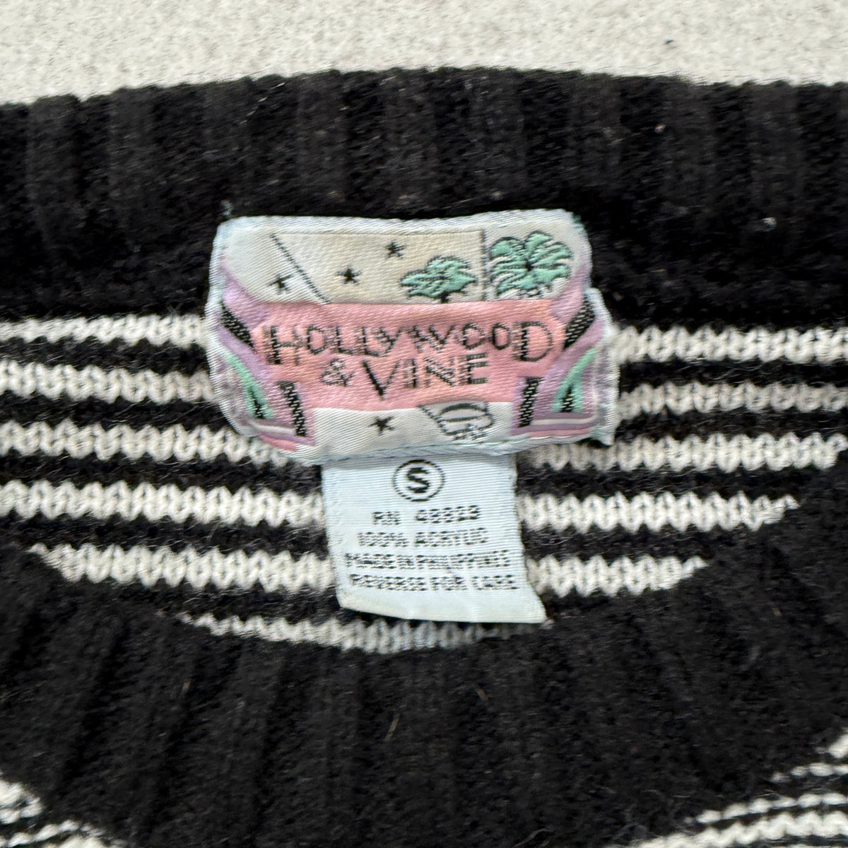 Hollywood & Vine Vintage Fantasy Out of This World Striped Sweater Size S photo 3