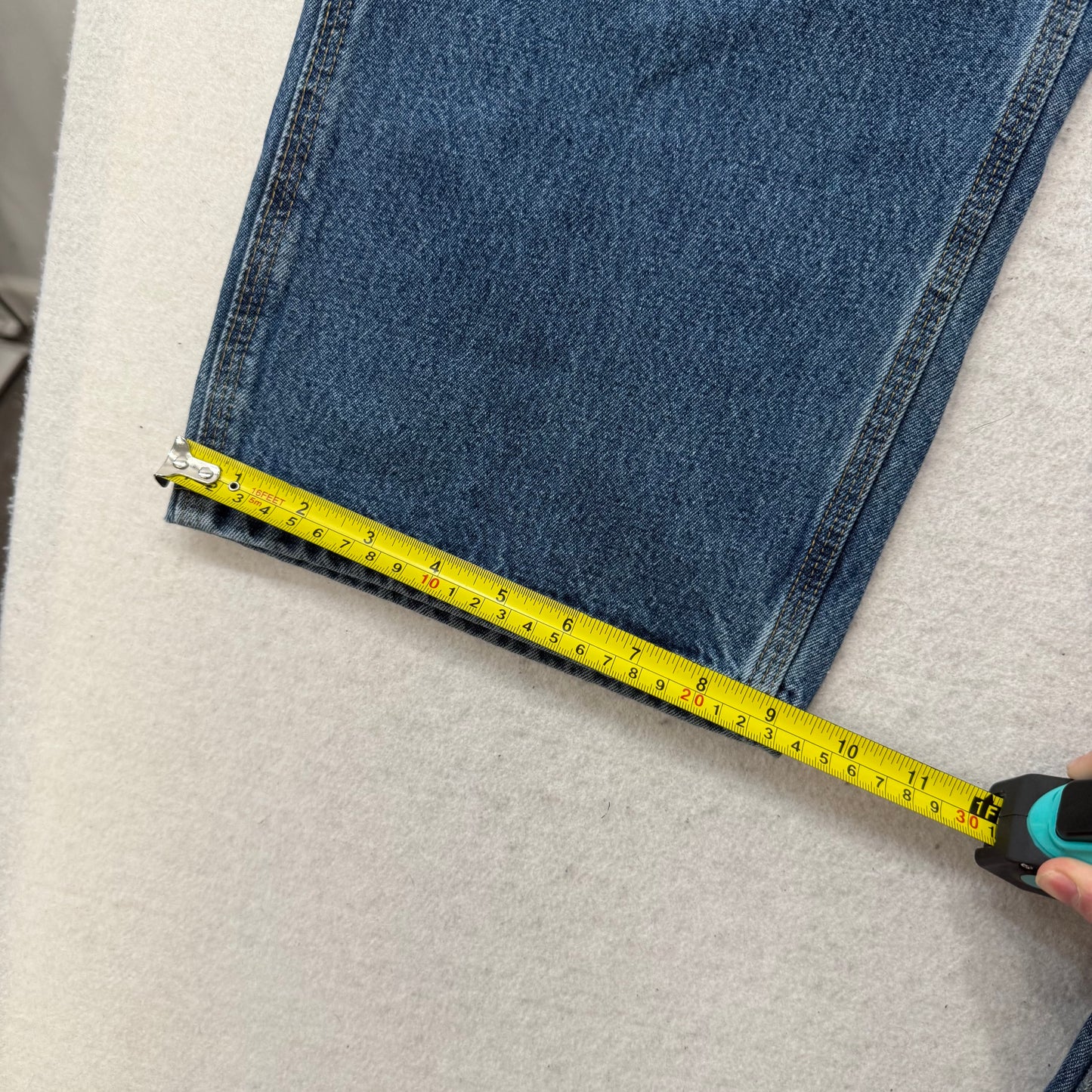 Carhartt Men's Blue Denim Straight Leg Carpenter Jeans Utility Pockets Size 34