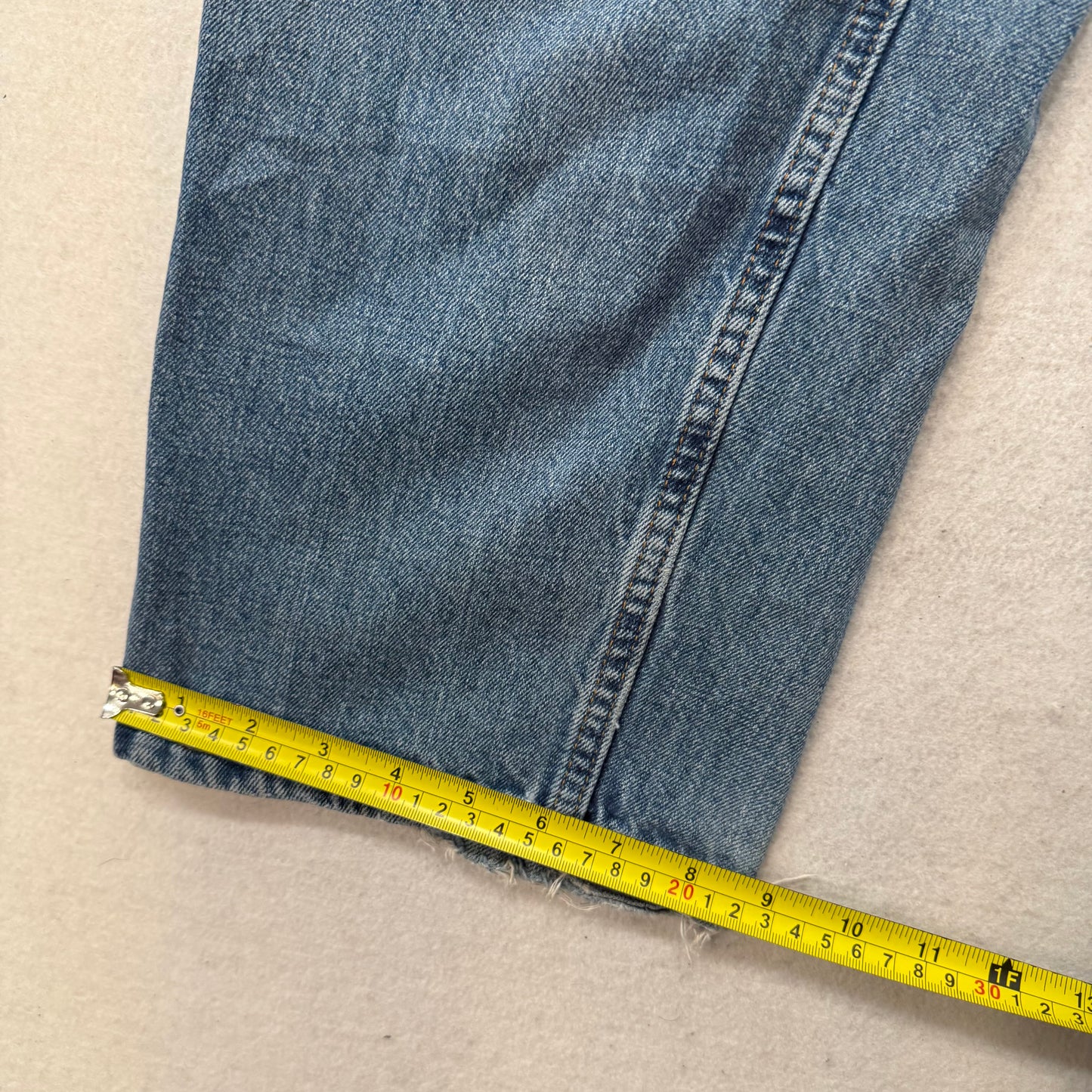 Urban Pipeline Men's Medium Wash Blue Denim Loose Fit Straight Leg Jeans Size 34