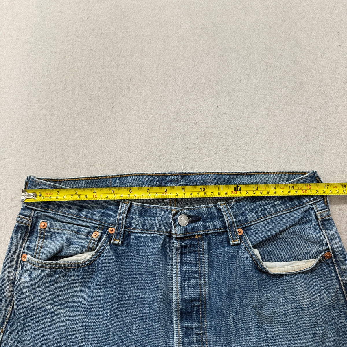 Levis 501 Medium Wash Button Fly Jeans Size 34x30 photo 4
