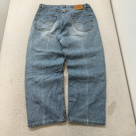 Levis 569 Loose Straight Light Wash Jeans Size 38x30 photo 2