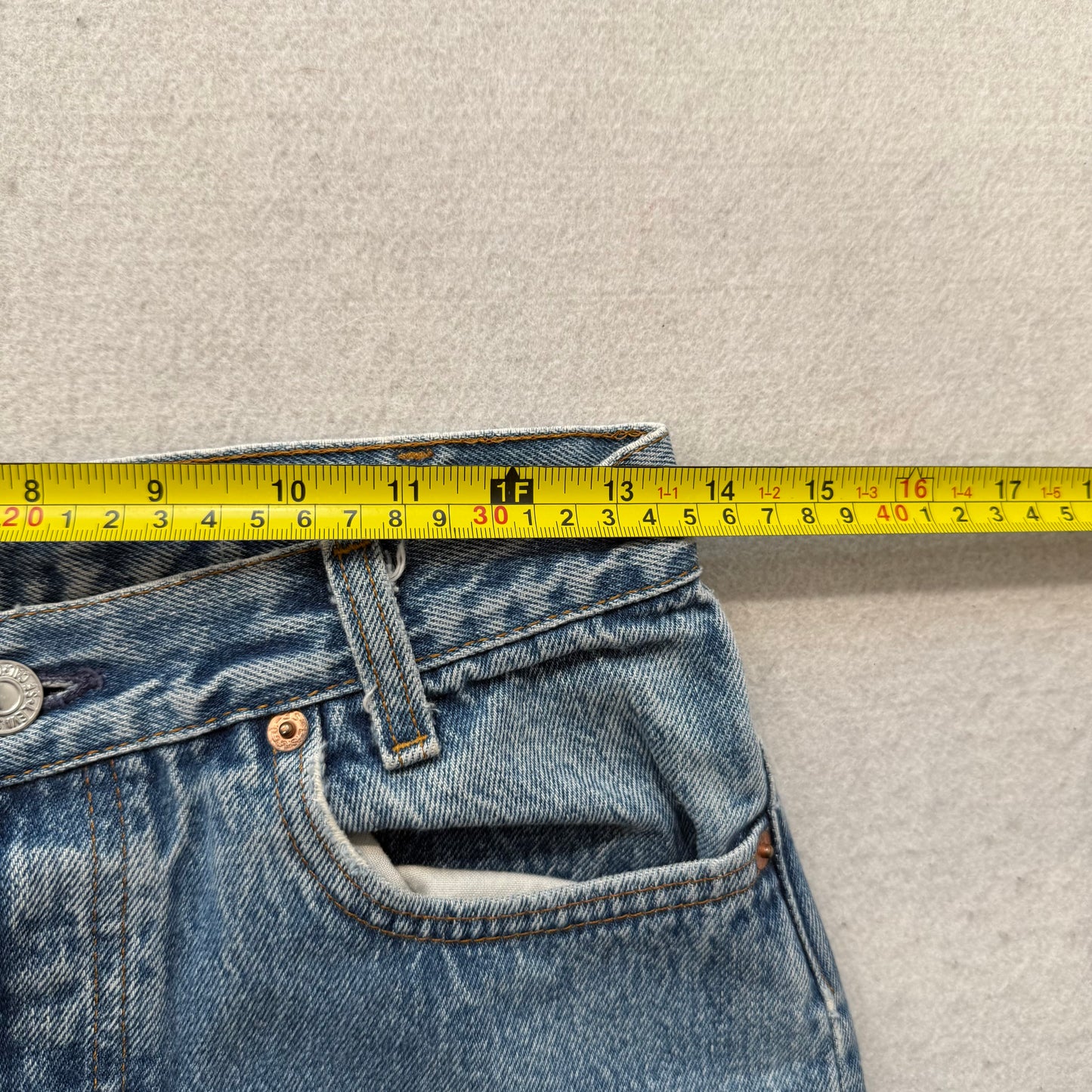 Levi's Student Men's Blue Denim Jeans Pockets Button Fly Made in USA Size 29X30