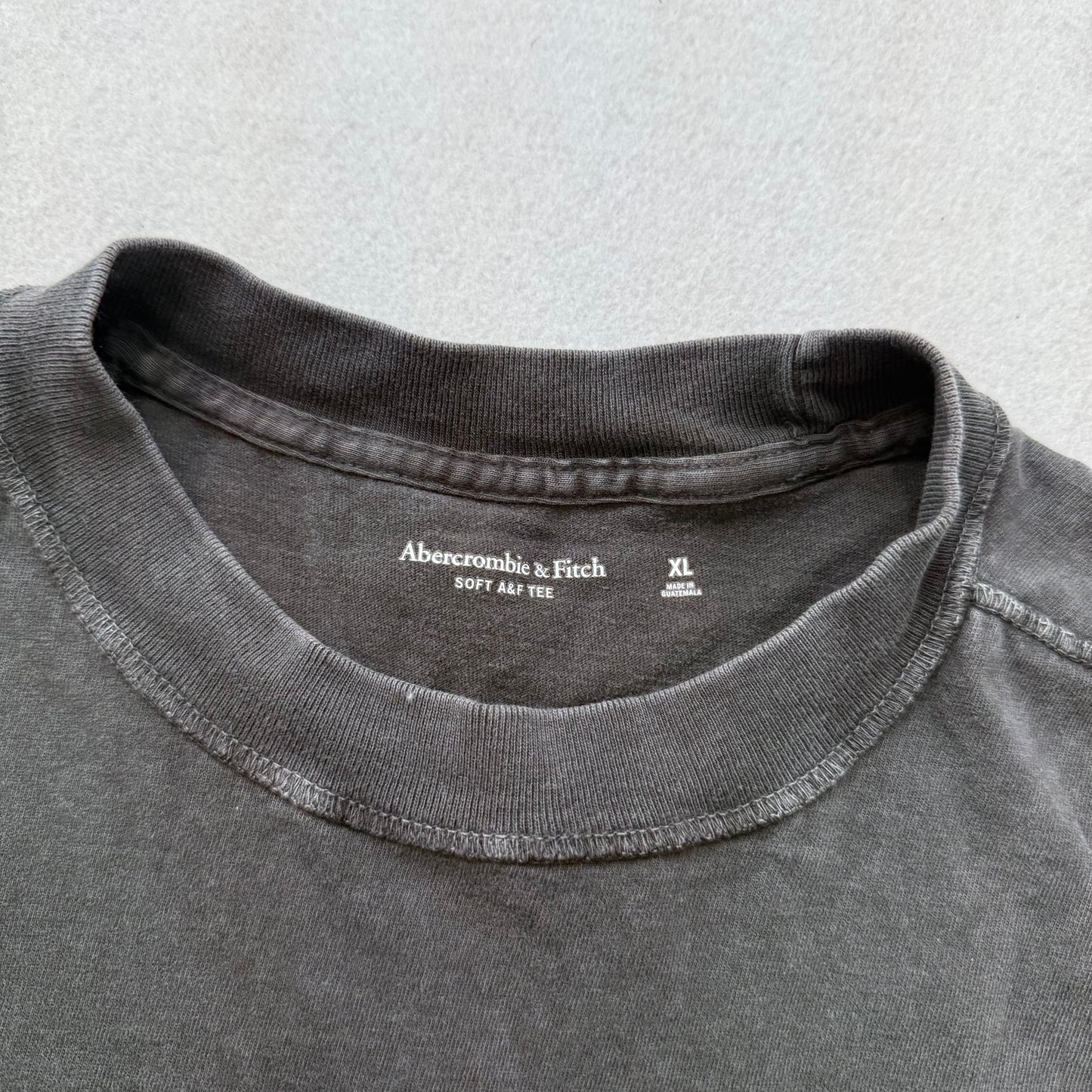 Abercrombie & Fitch Men's Gray Cotton T-Shirt Long Sleeves Graphic Tee Size XL