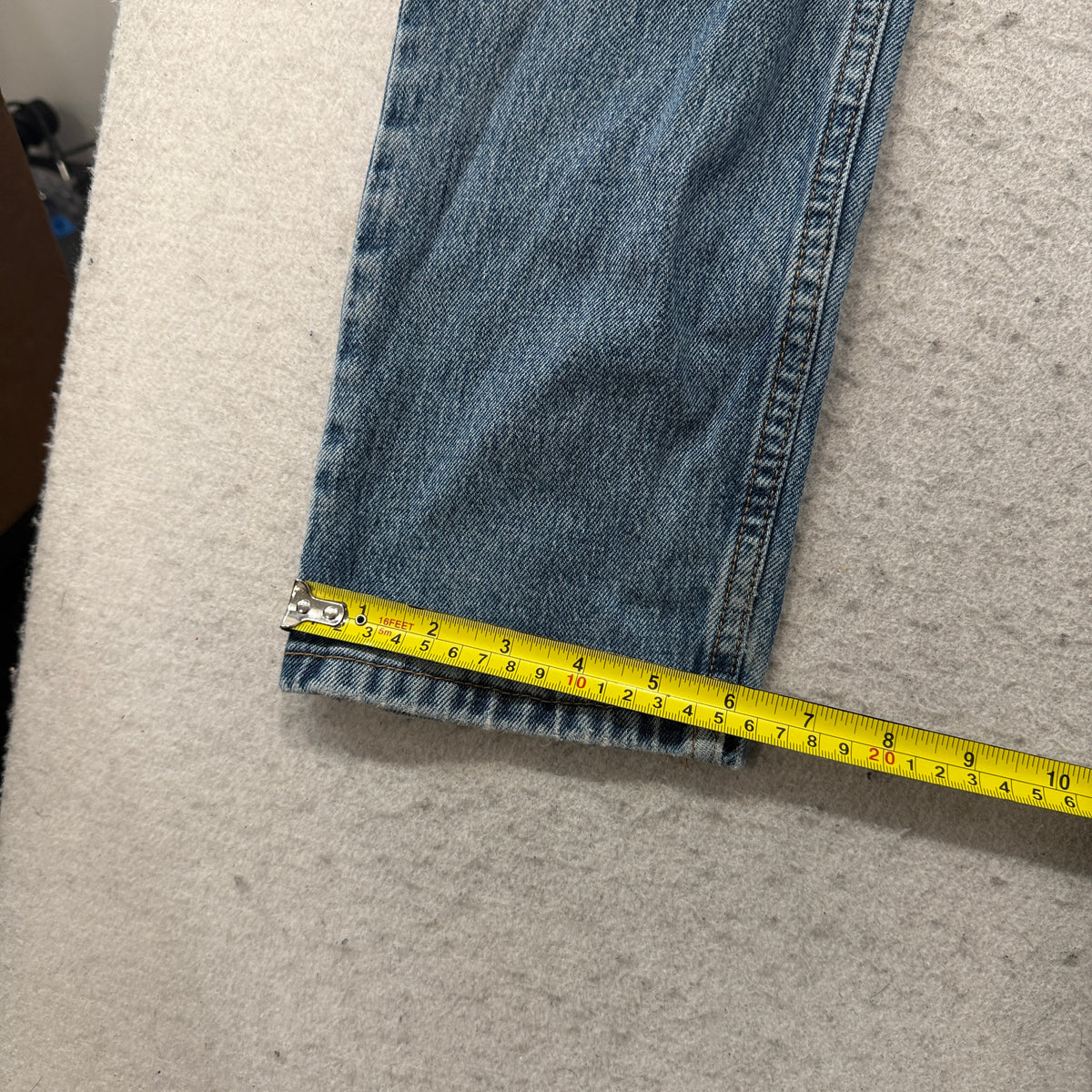 Levis Light Wash Straight Leg Jeans Size 29x32 photo 6