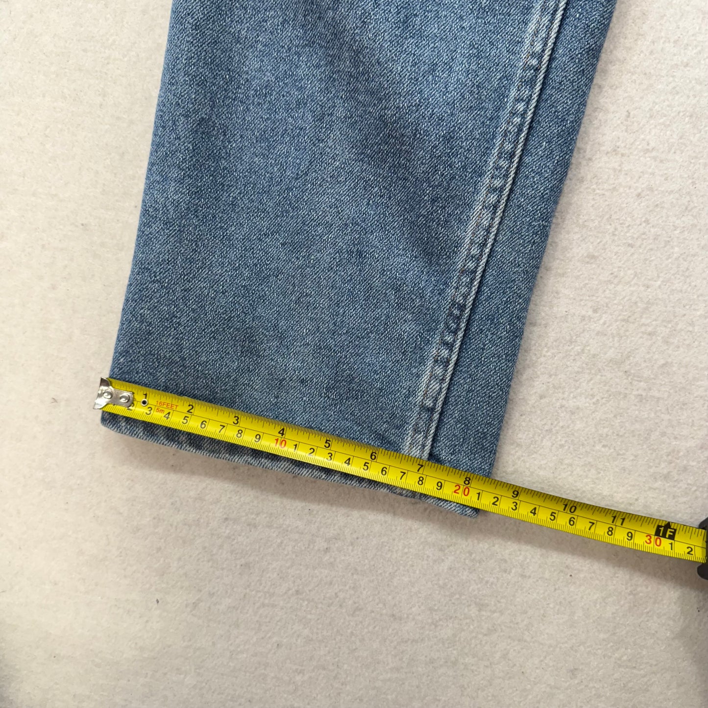 Levi's Strauss & Co. Flex 540 Men's Medium Blue Denim Straight Leg Jeans Size 42