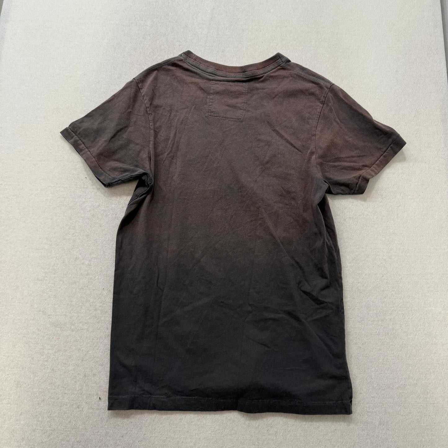 Hollister California Brown “22” Graphic Tee Short Sleeve Size L