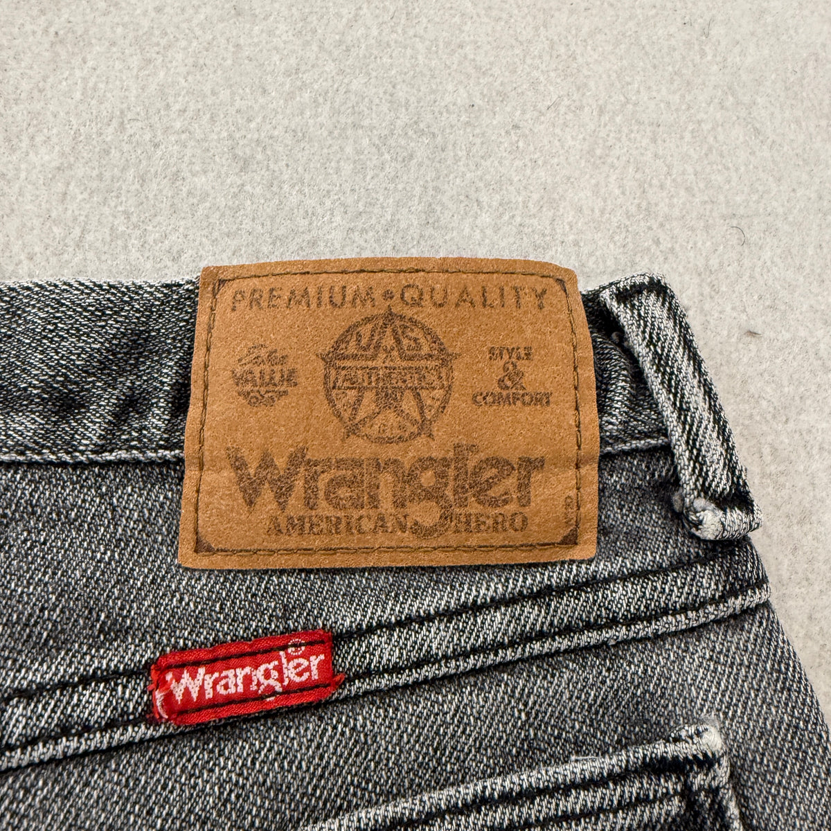 Wrangler Vintage Gray Denim Jeans USA Size 33x30 photo 7