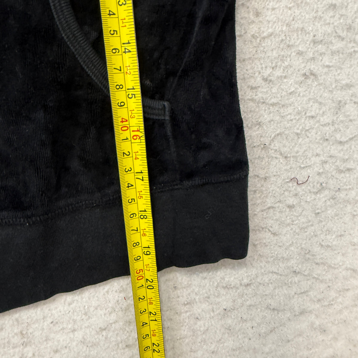 Vintage Juicy Couture Women's Black Zip-Up Hoodie Pockets Classic Y2K Size S