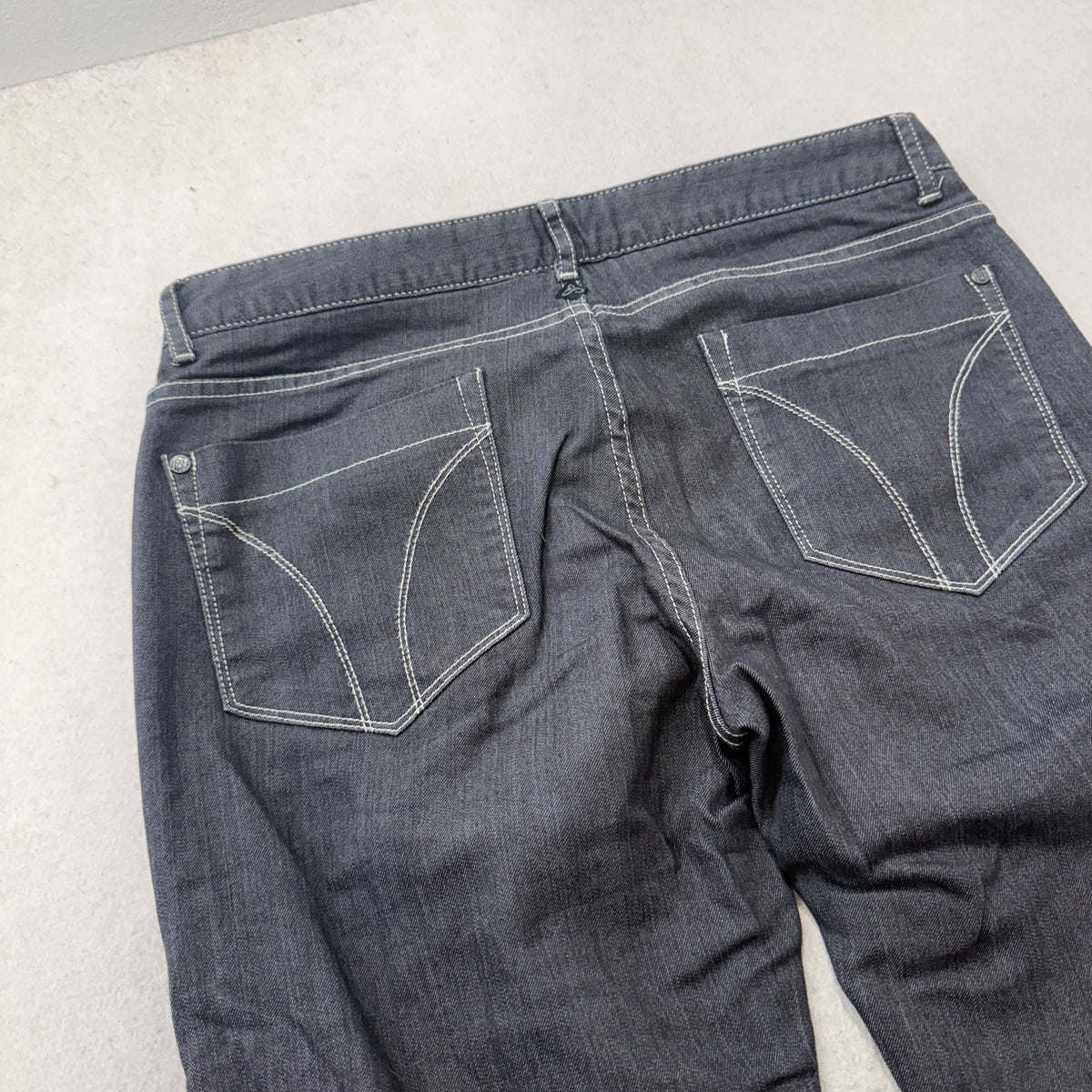 Flannel Lined Dark Gray Straight Jeans Size 8 photo 7