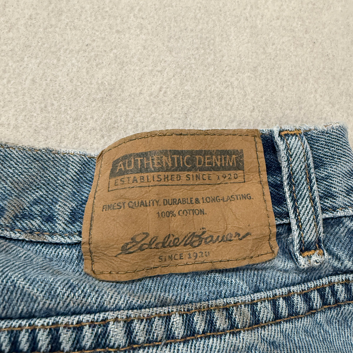 Eddie Bauer Vintage Petite Relaxed Light Wash Jeans Size 12 photo 7