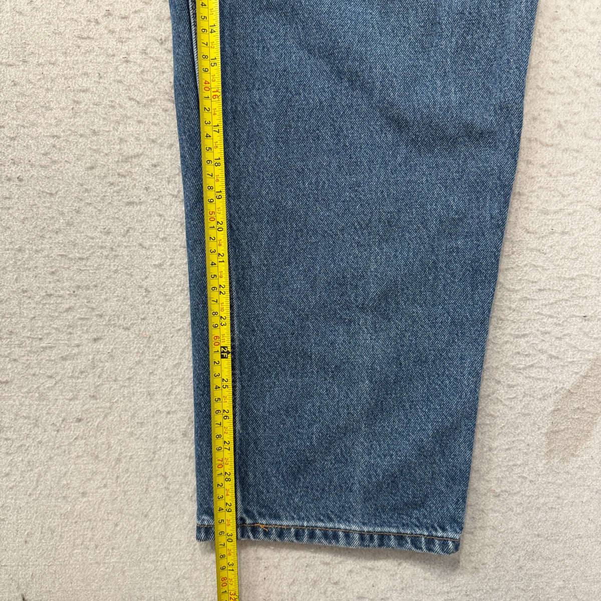 Levis 550 Relaxed Fit Medium Wash Jeans Size 42x30 photo 6