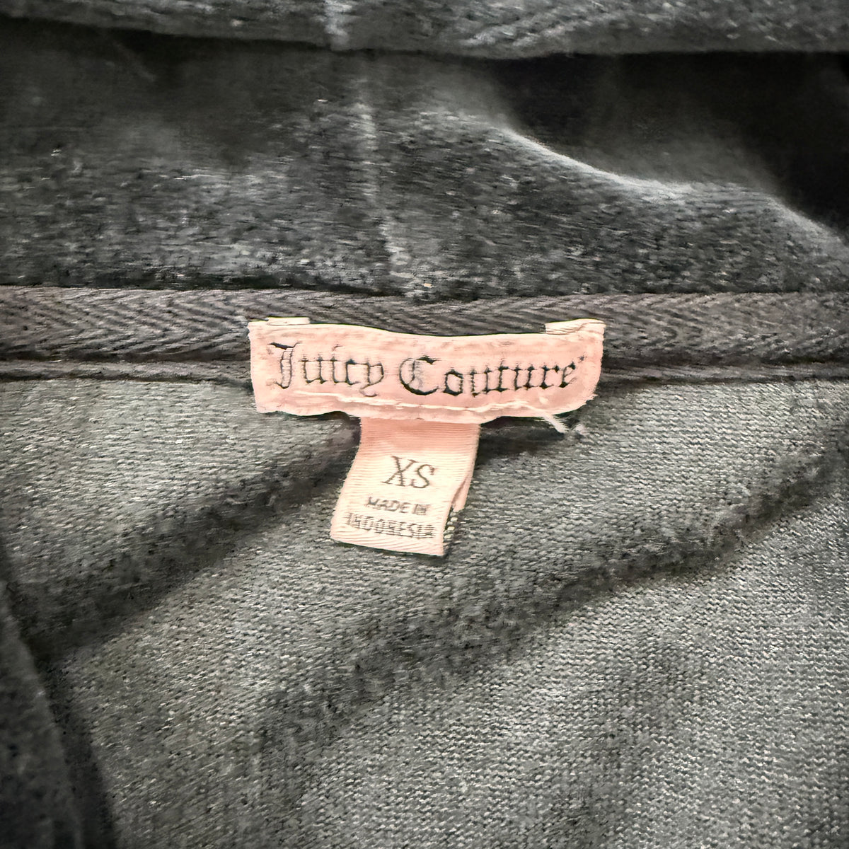 Juicy Couture Womens Black Velour Zip-Up Hoodie Pockets Rhinestone Crest Size XS