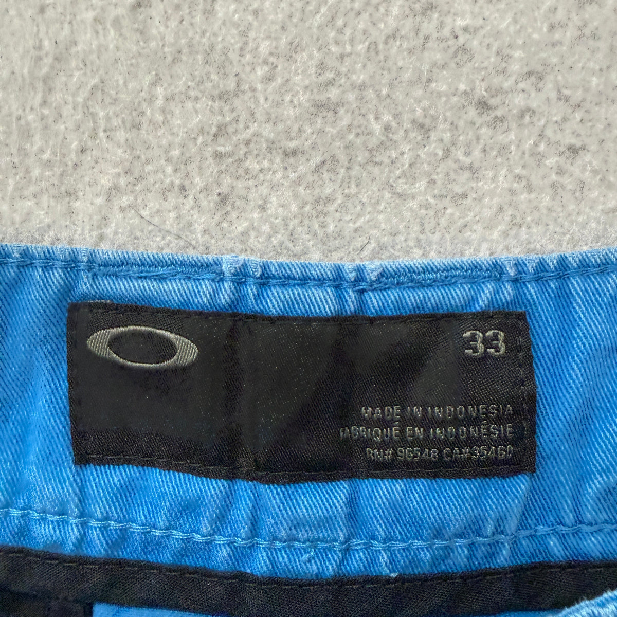 Oakley Chino Shorts Blue Size 33 photo 3